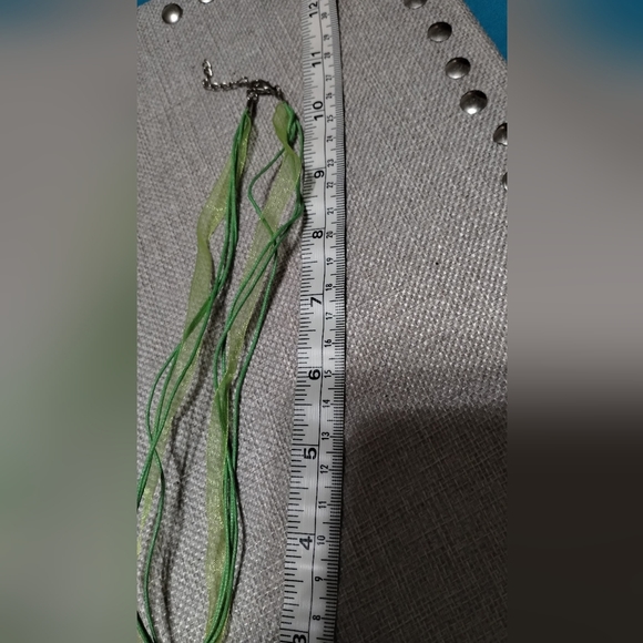 NIB Glittered Glass Peace Sign Pendant Green/Gold - Picture 7 of 10